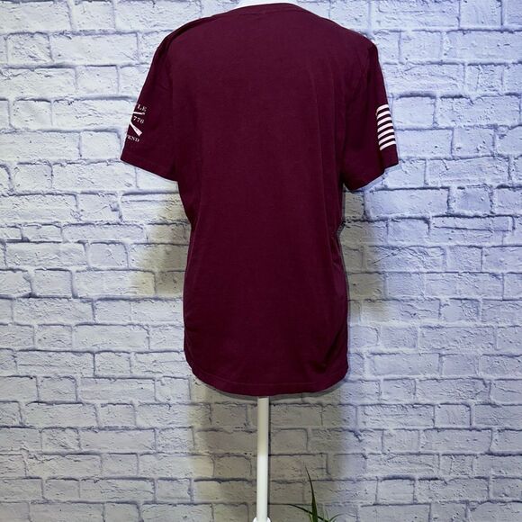 Grunt Style Women's Wine Listens Crewneck T-Shirt - Picture 8 of 11